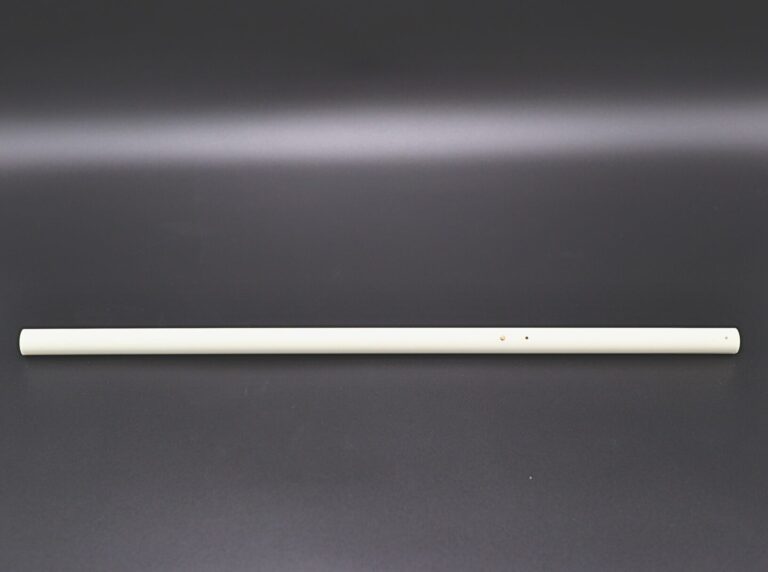 【TPO異形押出成形】ハタキ柄の形状工夫で軽量化と高剛性を両立|｜押出成形.com｜プラスチック押出成形の試作・量産・二次加工